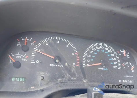 2000 Dodge Ram 1500 St z USA, uszkodzony, nr VIN 1B7HC16Y9YS535325